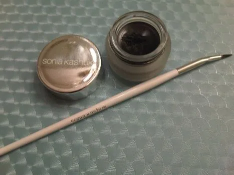 Dramatically Defining Longwear Gel Liner, Cocoa 02