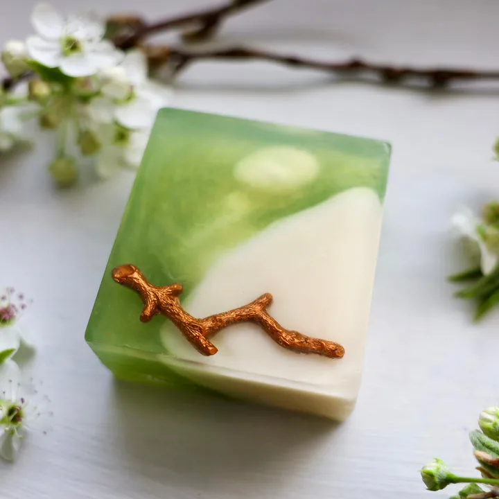 Soap, EARTHBOUND