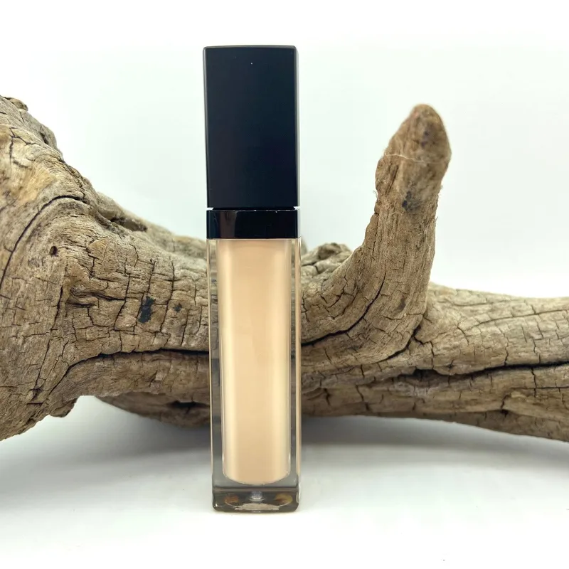 Ultra-Light Mineral Concealer, Camel Beige