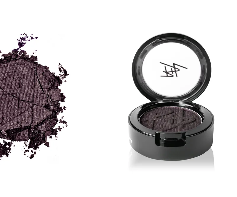 Beauty is Life EYESHADOW - SOLO SHINY, BLACK BERRY 24W-C