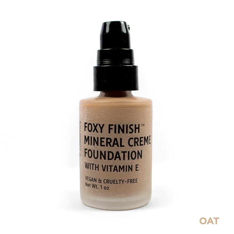 Foxy Satin Finish Foundation, Oat (2020 formulation)