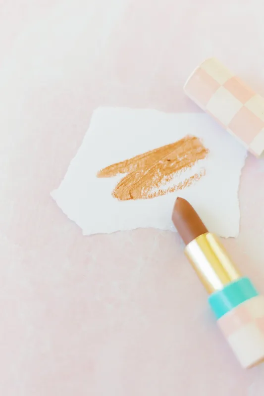 Lipstick, Suite