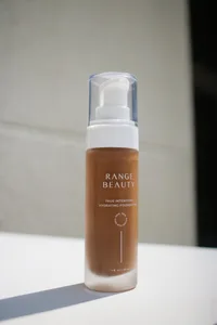 True Intentions Hydrating Foundation, Sahara's Rose (2020 formulation)