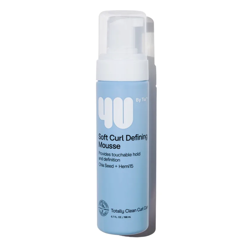 Soft Curl Defining Mousse with Chia Seed and Hemi15