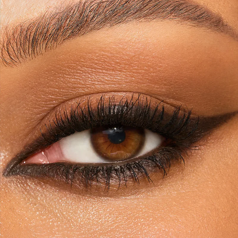 Rock 'n' Kohl, Barbarella Brown