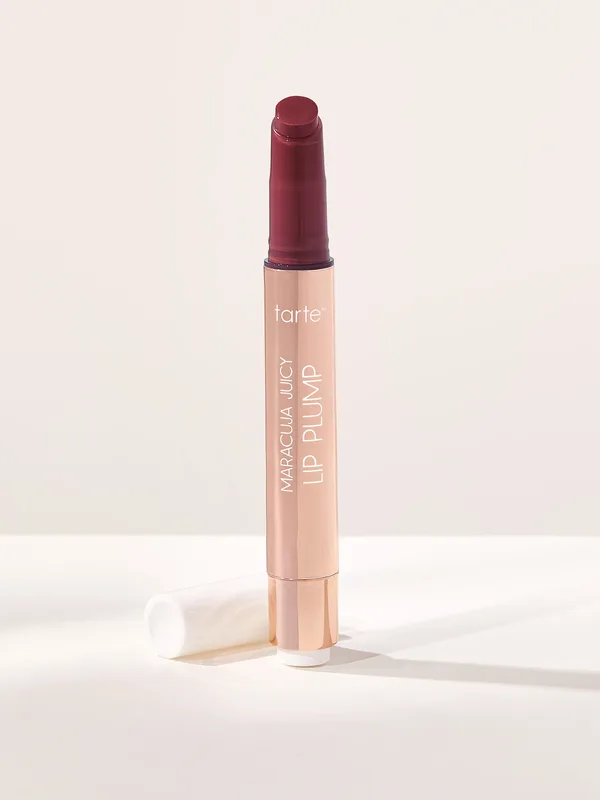 maracuja juicy lip plump, soft berry