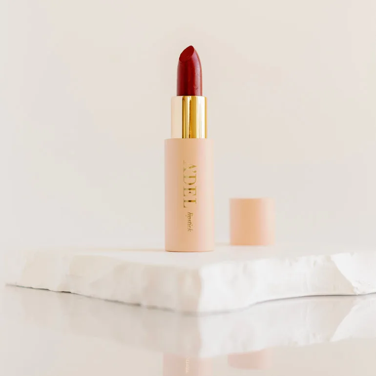 Lipstick, Serenade