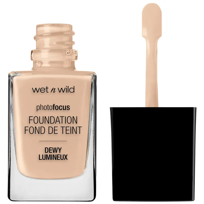 Photo Focus Dewy Foundation, Shell Ivory 1111518