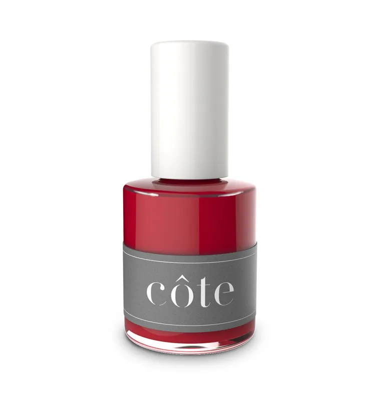 Nail Polish, No. 32 Classic Red