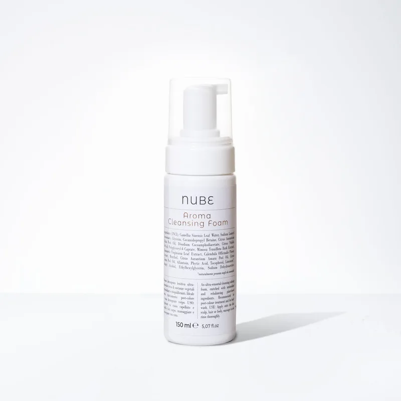 Nude Aroma cleansing Foam
