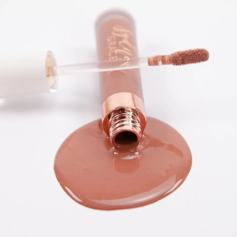 Lip Cream, Treasa