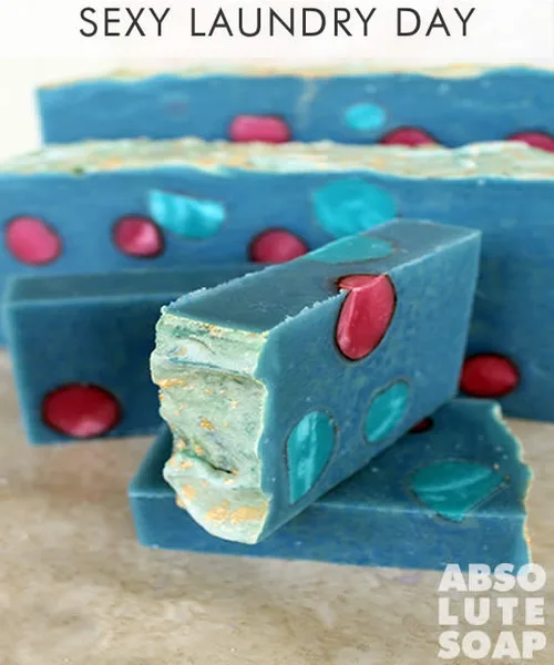 SEXY LAUNDRY DAY: Fresh Floral Handmade Soap