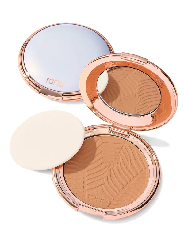 Amazonian Clay BlurringPowder Foundation, 32N Medium Neutral
