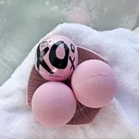 Bath Bomb Love! (2020 formulation)