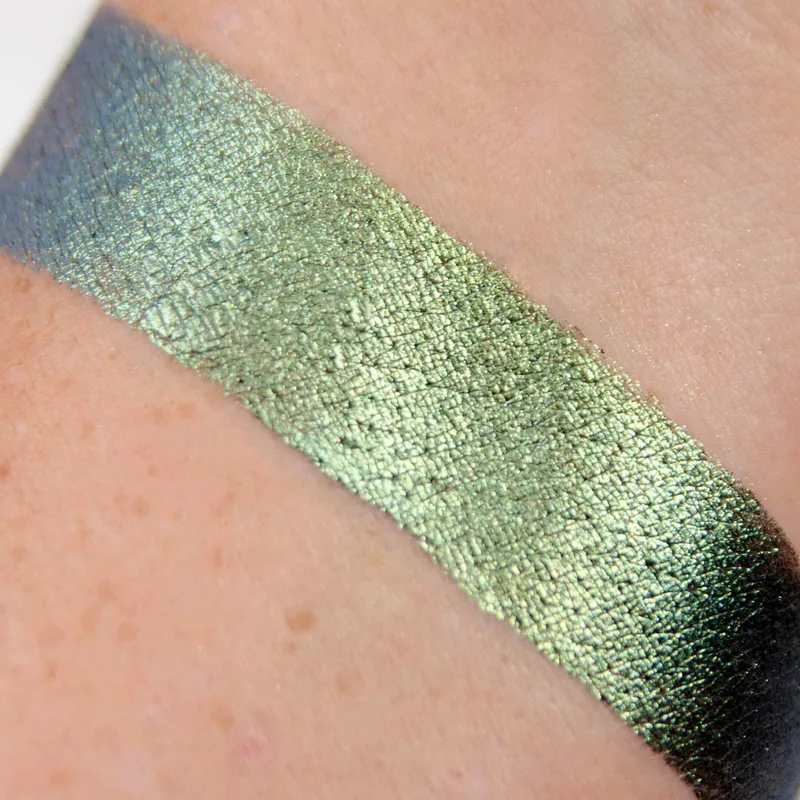 Cream Eyeshadow, Throne Room