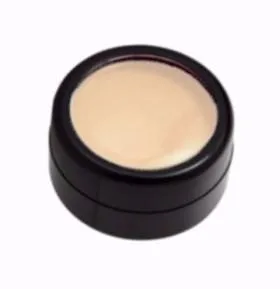 Eyeshadow Base, Light (2020 formulation)
